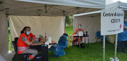 La croix rouge présente à la journée reprise du guidon.