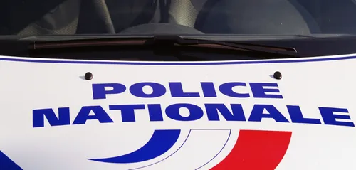 Un individu sur une moto cross refuse d’obtempérer.