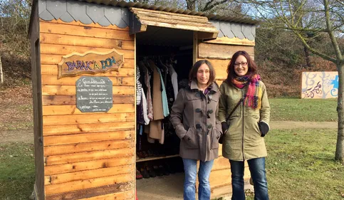 Renazé : une baraque à don au milieu du parc