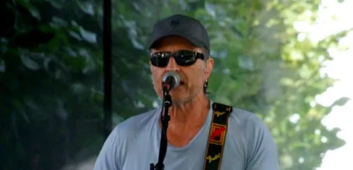 Blois : Gold enflamme la place Louis XII