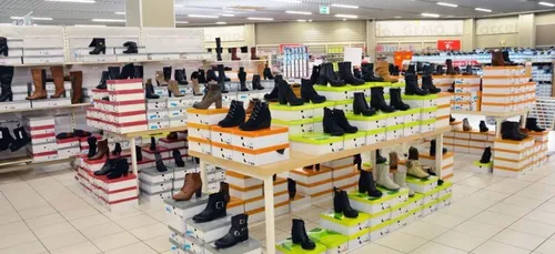 Arçonnay : le feu chez Gemo