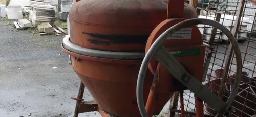 Le Mans cède son vieux matériel