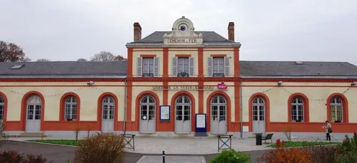 La Ferté-Bernard : touche pas à ma gare !