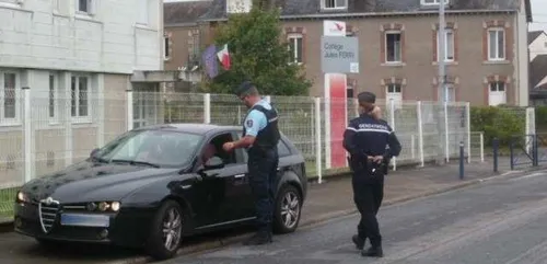 Mayenne : la gendarmerie surveille la rentrée