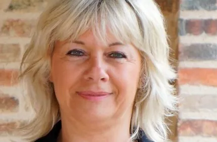 La députée sarthoise accusée de facturer des visites de l’Assemblée...