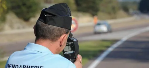 Nogent-le-Rotrou : à près de 190 km/h sur la D923