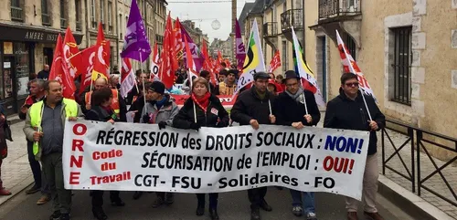 Alençon : 250 manifestants face au "libéralisme de Macron"