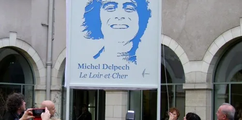 Le Loir-et-Cher honore Michel Delpech !