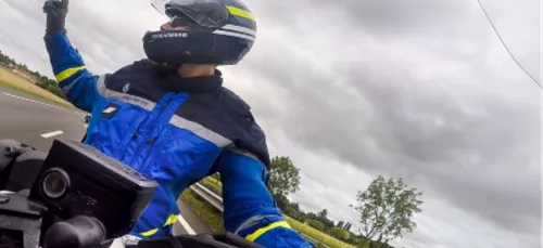 A plus de 150 km/h sur la D25