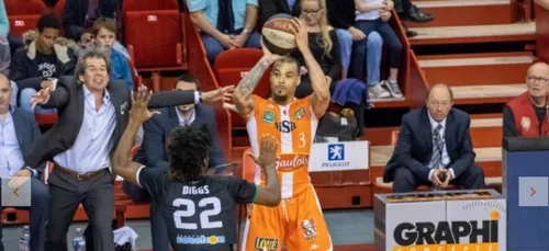 Trophées du Basket : Justin Cobbs et Éric Bartecheky nommés pour le...