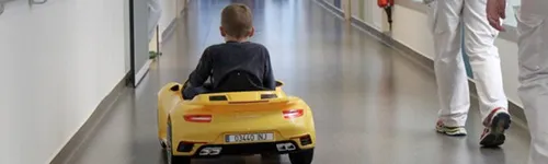 A l'hôpital du Mans, les enfants prennent le volant