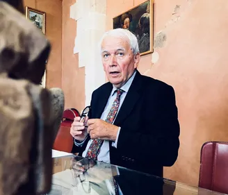 Décès de Jean-Claude Boulard : Emmanuel Macron perd "un ami"