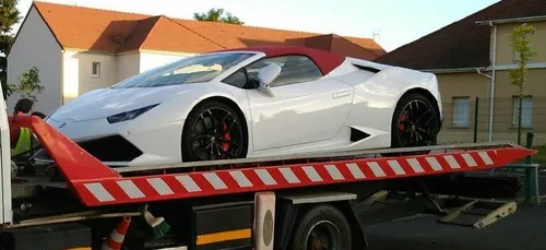 En Lamborghini, à plus de 210 km/h sur l’A10