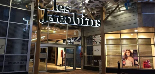 De 5 à 7 dérogations dominicales pour les commerces du Mans