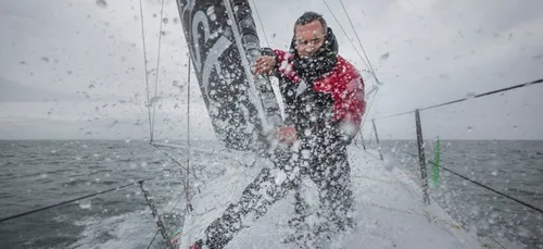 Route du Rhum : avarie du Segréen Fabrice Amedeo