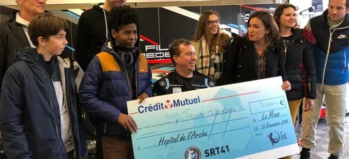 Au Mans, les petits patients de l'Arche se font plaisir sur le circuit