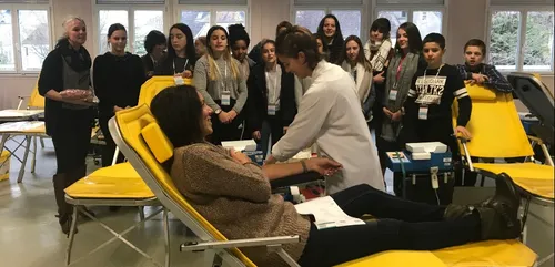 Alençon : la collecte au collège voit défiler une 50aine de donneurs
