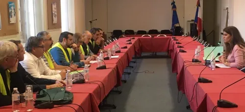 Marlène Schiappa tend la main aux gilets jaunes