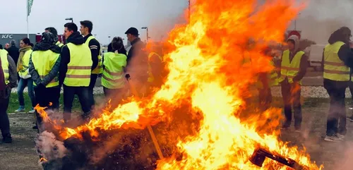 ACTE IX DES "GILETS JAUNES" AU MANS : SUIVEZ NOTRE DIRECT