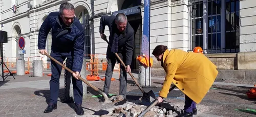 A Sablé-sur-Sarthe, la place principale change de tête
