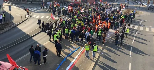 ArjoWiggins : les salariés dans la rue, au Mans