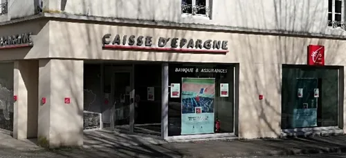 La Caisse d’Epargne rouvre à Marolles-les-Braults et à...