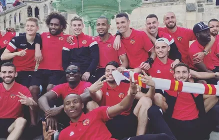 Une foule en liesse pour acclamer les héros de la montée en Ligue 2