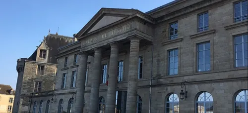 Les avocats d'Alençon en grève