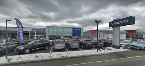 Le Mans : feu dans une concession automobile