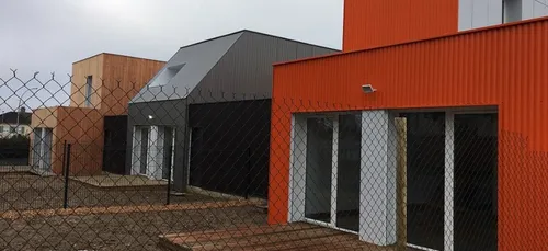 Au Mans, des maisons neuves à base de vieux conteneurs