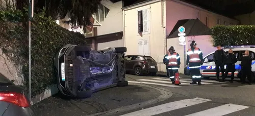Le Mans : la voiture finit sur le flanc après une collision