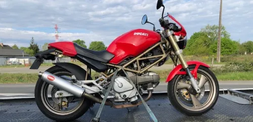 A près de 160 km/h sur la D304 aux portes du Mans