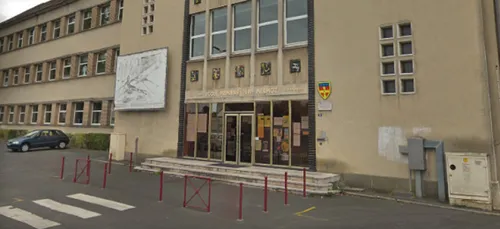 En Sarthe, la FSU réclame un report d'une semaine pour le retour à...