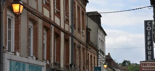 L'Aigle : pourquoi l'éclairage public fonctionne-t-il en plein jour ?