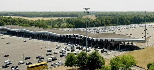 Premiers départs : du monde sur les autoroutes de l’ouest et du centre