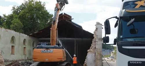 Vendôme : les écuries du quartier Rochambeau réduites en poussière