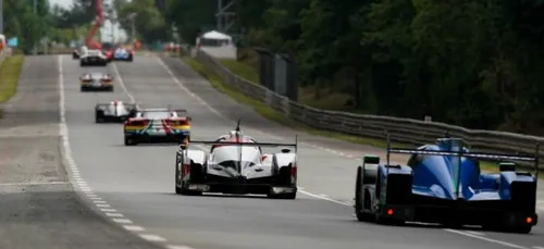 24 Heures du Mans : deux voitures de moins