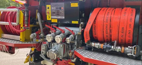 Saint-Michel-de-Chavaignes : trois hectares de champ en feu