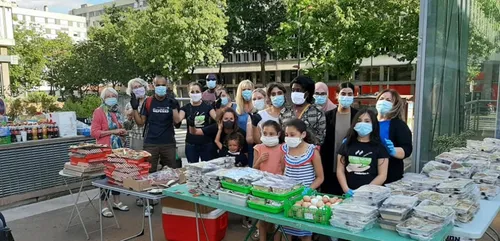 Des escrocs invoquent "Un Repas pour tous" pour soutirer de...