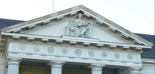 Plainte déposée dans l’affaire Brown-Gasselin