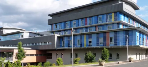 Le Mans : tests Covid-19 négatifs au "Pôle femme mère enfant"