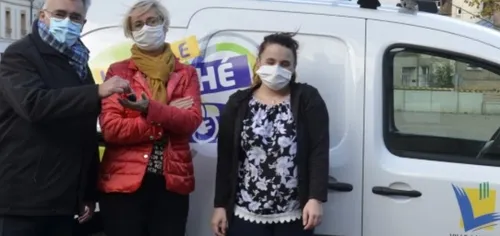 A L'Aigle : la ville prête une camionnette pour soutenir les...