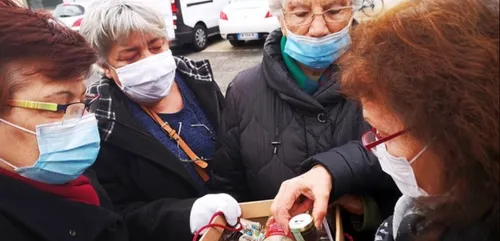 Plus de 3 000 colis distribués aux ainés blésois