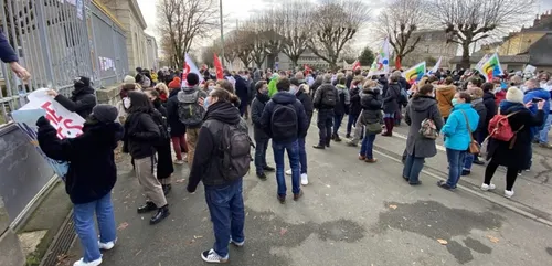 Au Mans, manif clairsemée pour le personnel de l’Education nationale