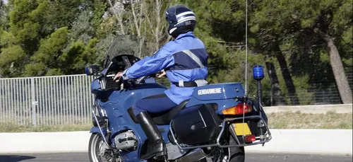 Des ultrasons sur les véhicules des gendarmes sarthois pour...