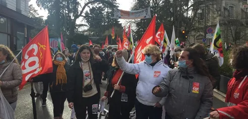 Mobilisés pour la défense de l'emploi