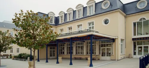 Covid-19 : un variant détecté "par erreur" au lycée Notre-Dame du...