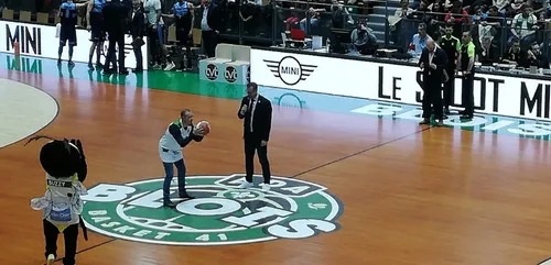 Basket : les clubs de Pro B pour une reprise du championnat le mois...