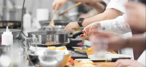 Restaurants fermés : la galère des apprentis cuistots