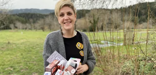 Mayenne : Lydie collecte des boîtes solidaires pour les étudiants